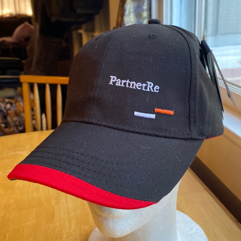 Fersten Worldwide baseball style hat in great condition